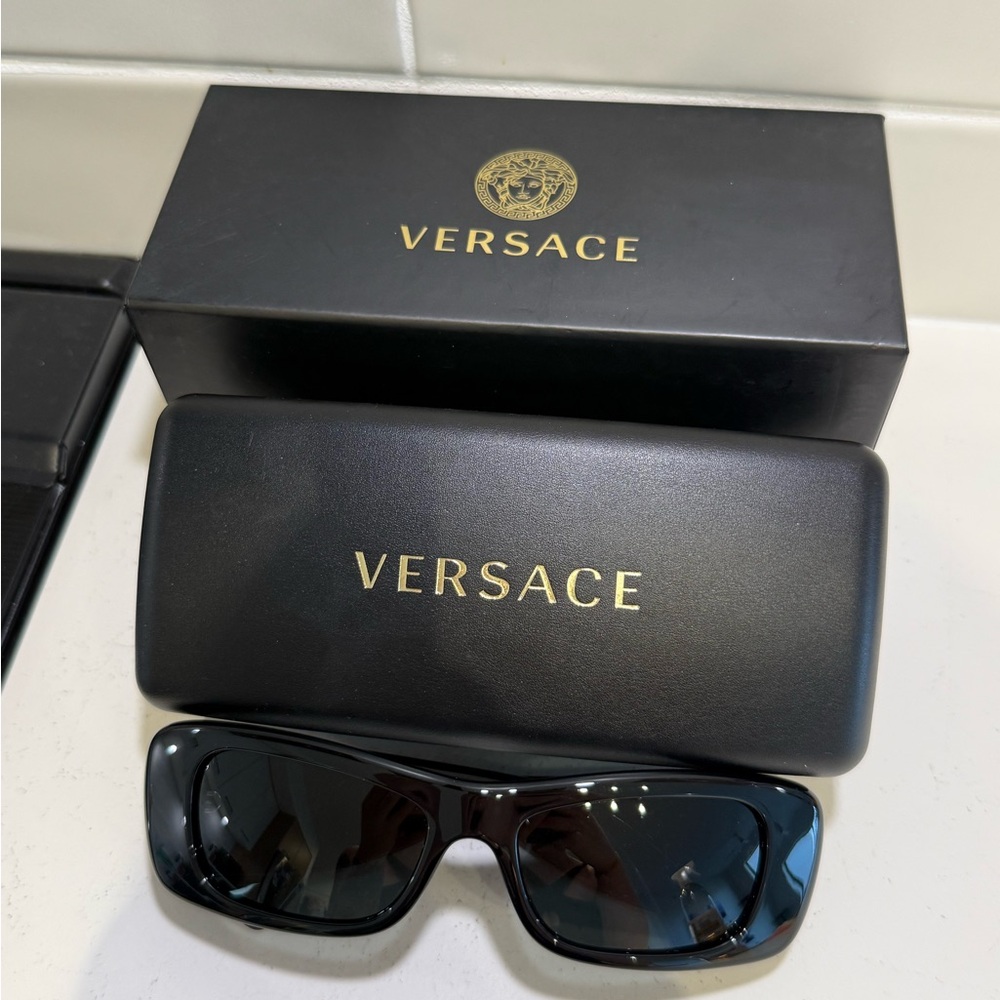Versace VE4481 Black Sunglasses - Picture 10 of 10